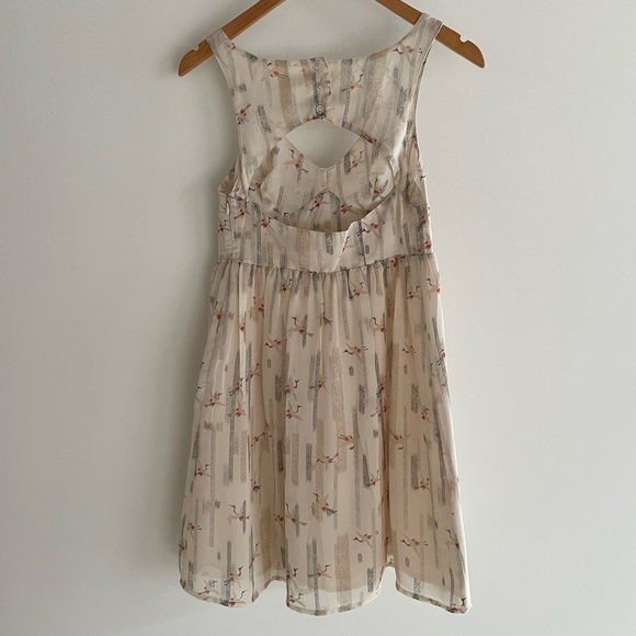 Urban Outfitters Dress with Dreamy Crane Pattern - Picture 2 of 5